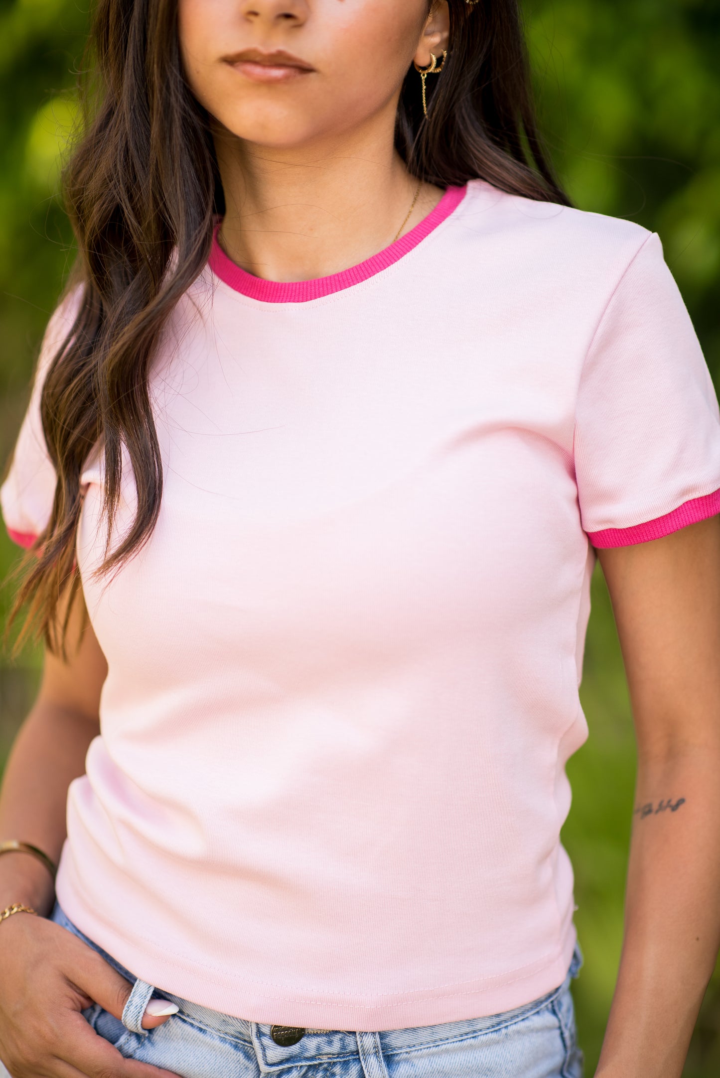 Pinkie baby tee